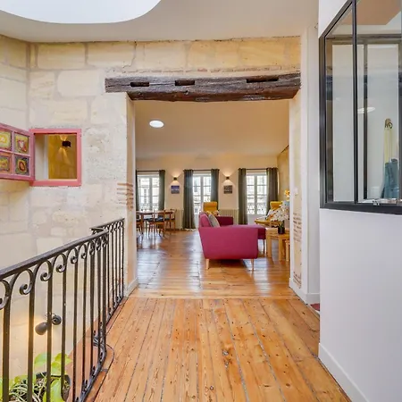 L'odeia - Chamant Appt En Plein Coeur De 아파트