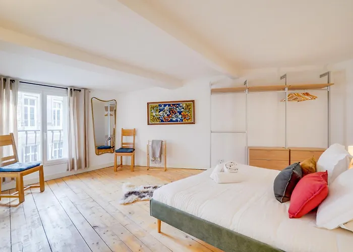 L'odeia - Chamant Appt En Plein Coeur De *